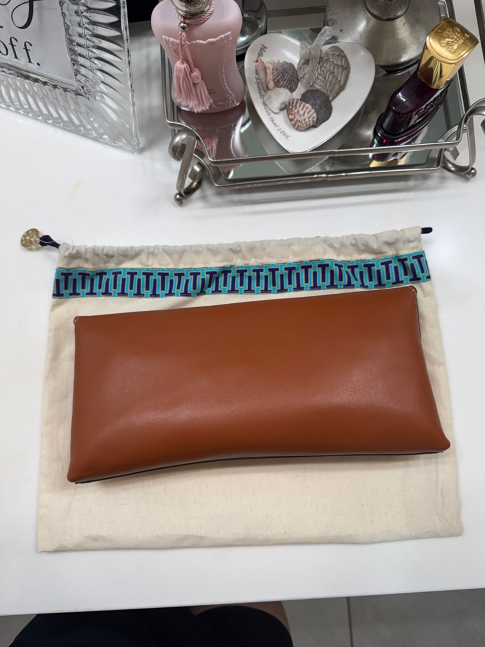 Tory Burch Cognac Leather Fold-Over Clutch with Signature Logo - Picture 2 of 4